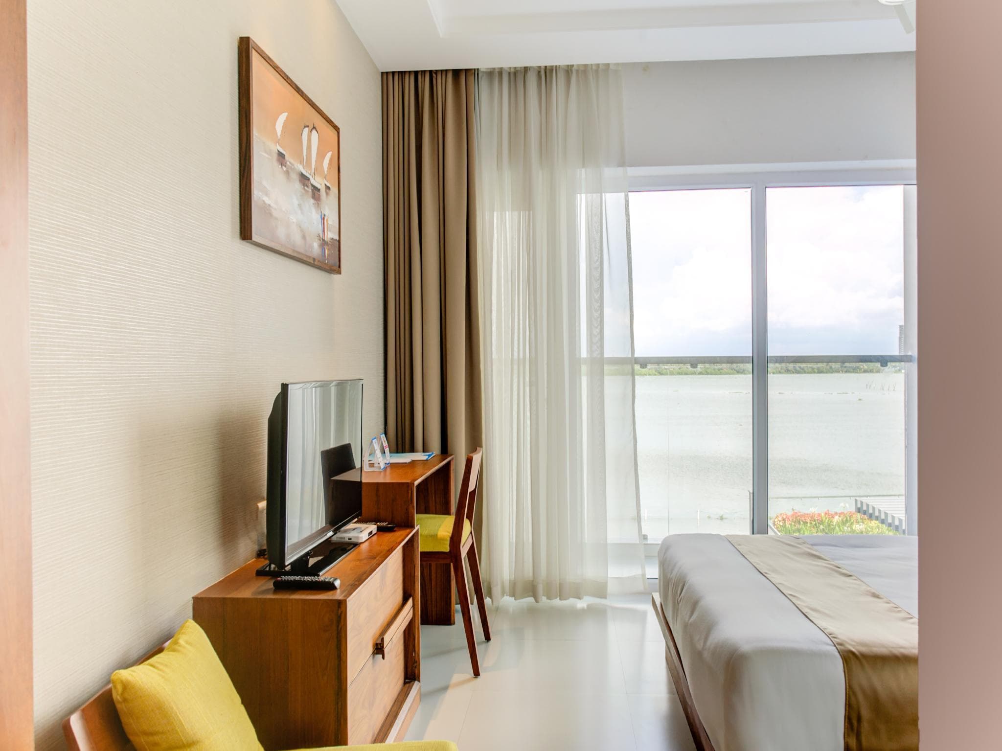 Kent Baywatch Suites photo 5