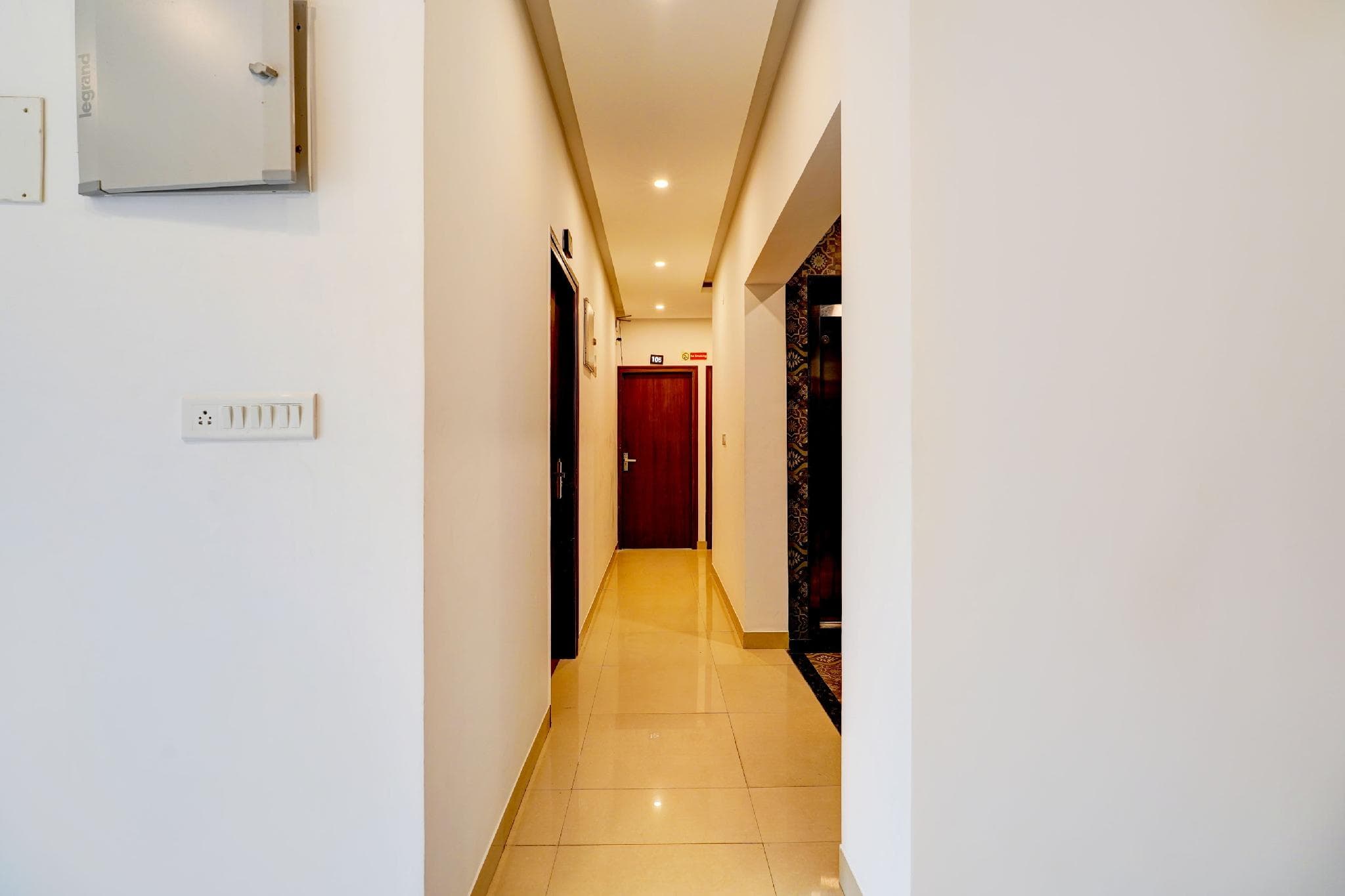 Super Townhouse Hebbal Bhadrappa Layout photo 4