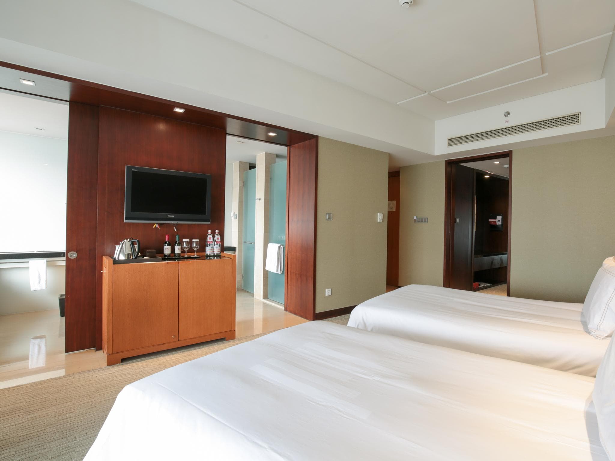 Grand Millennium Beijing photo 2