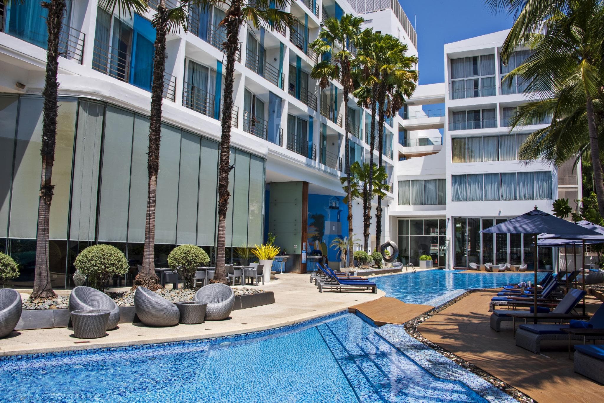 Hotel Baraquda Heeton Pattaya by Compass Hospitality photo 5