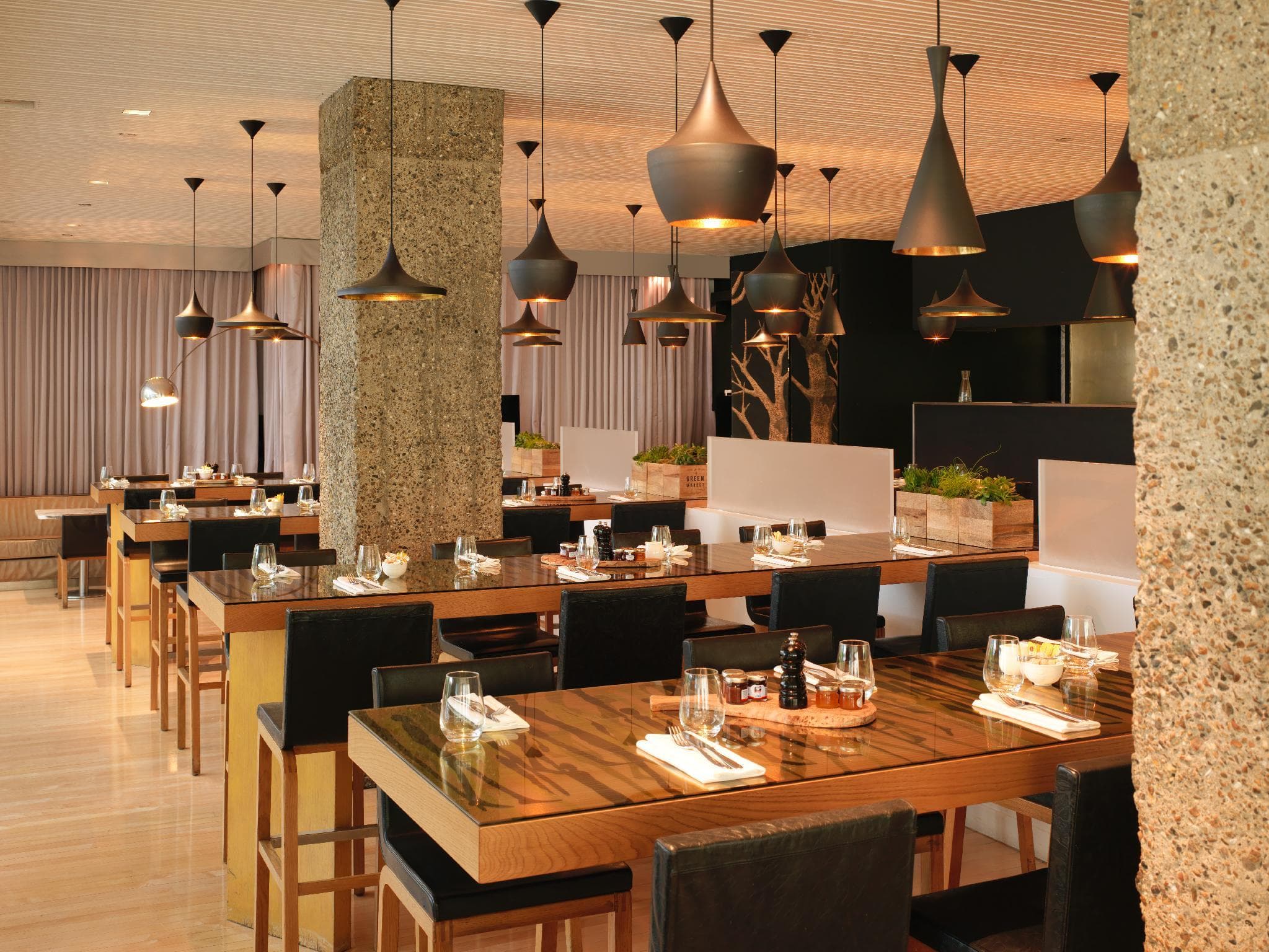 Sanderson London photo 3