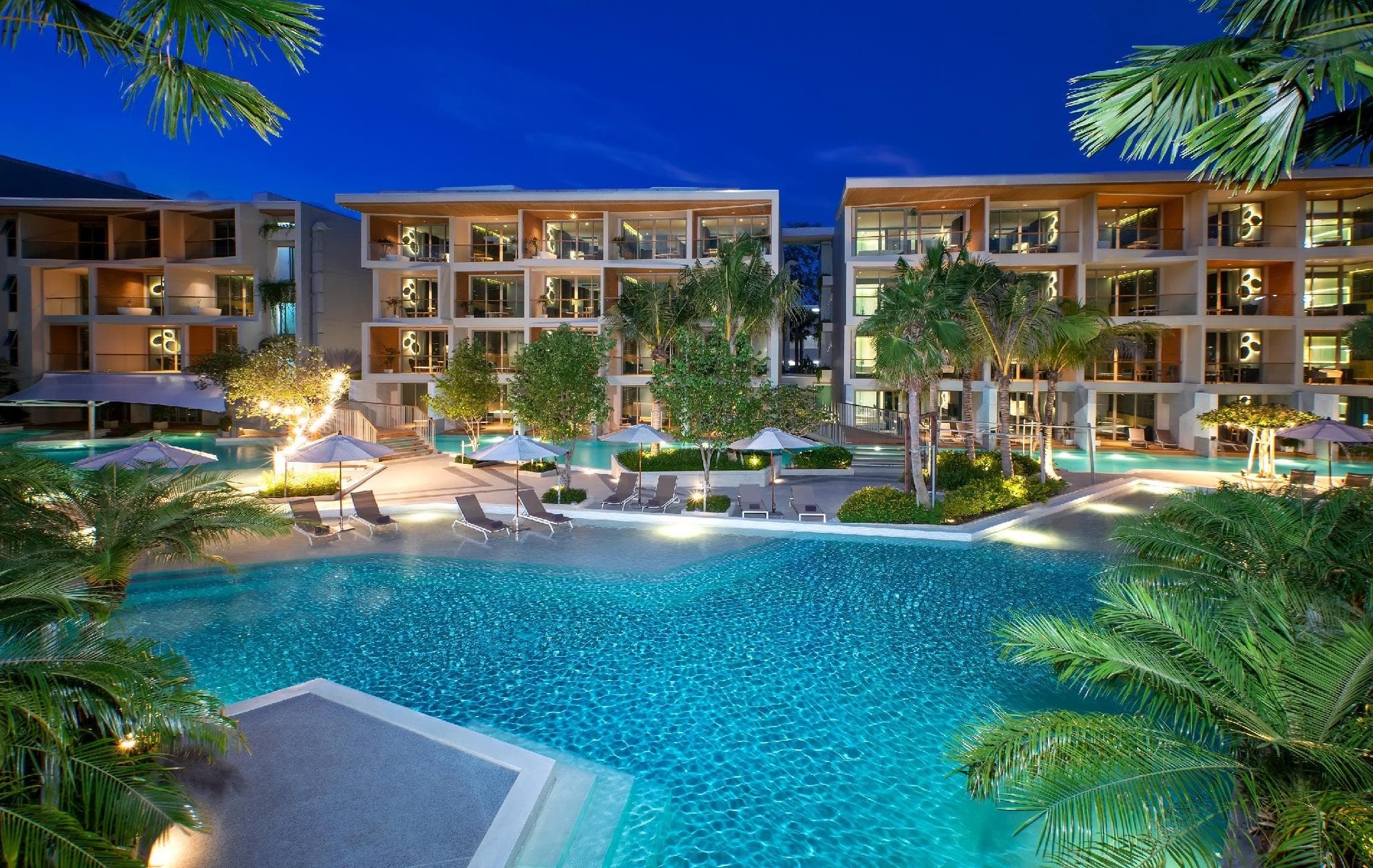 Wyndham Grand Nai Harn Beach Phuket photo 3