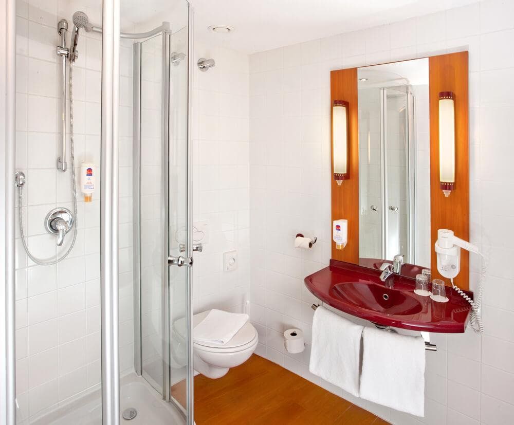 Leonardo Hotel Salzburg City Center photo 3