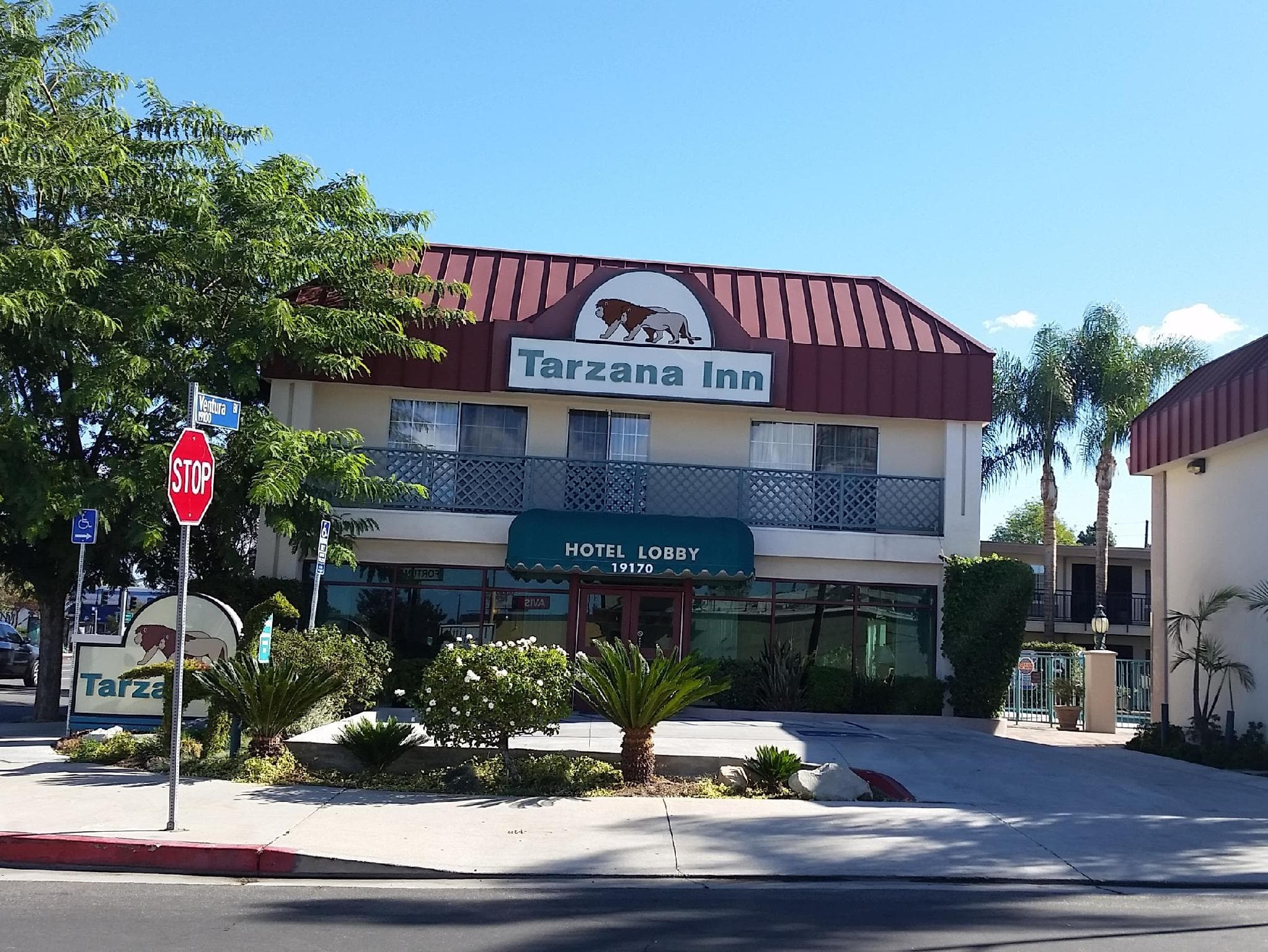 Tarzana Inn photo 3