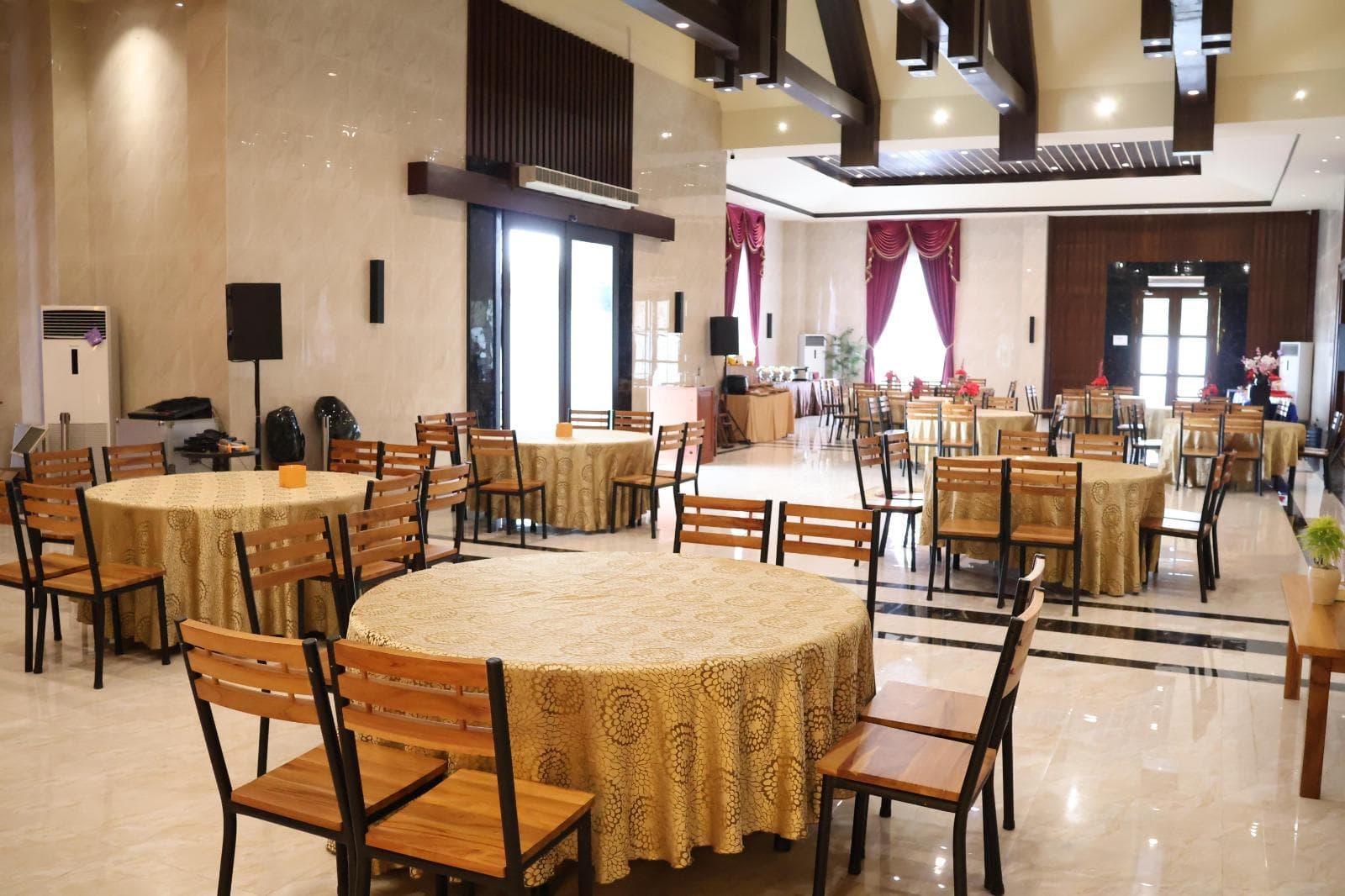 Thongs Inn Hotel Kualanamu photo 4