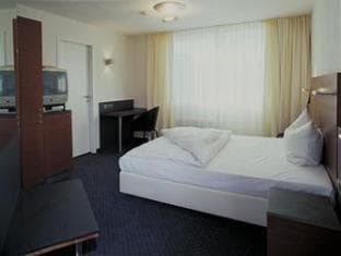 Hotel am Hirschgarten photo 2