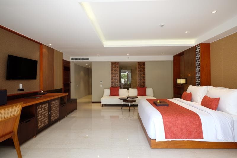 The Bandha Hotel & Suites photo 2