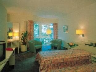 Fontana Hotel Wiesbaden photo 3