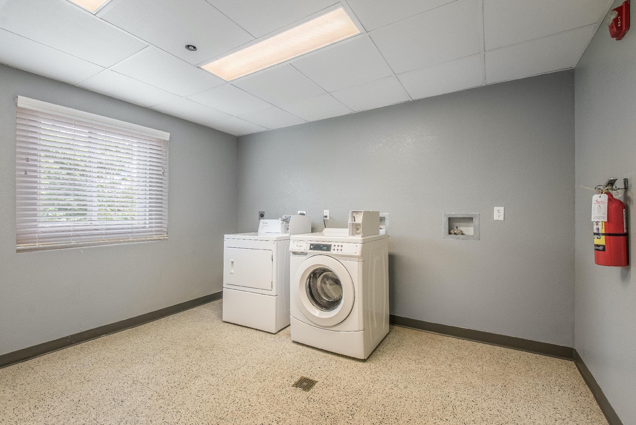 Americas Best Value Inn Knoxville East photo 5