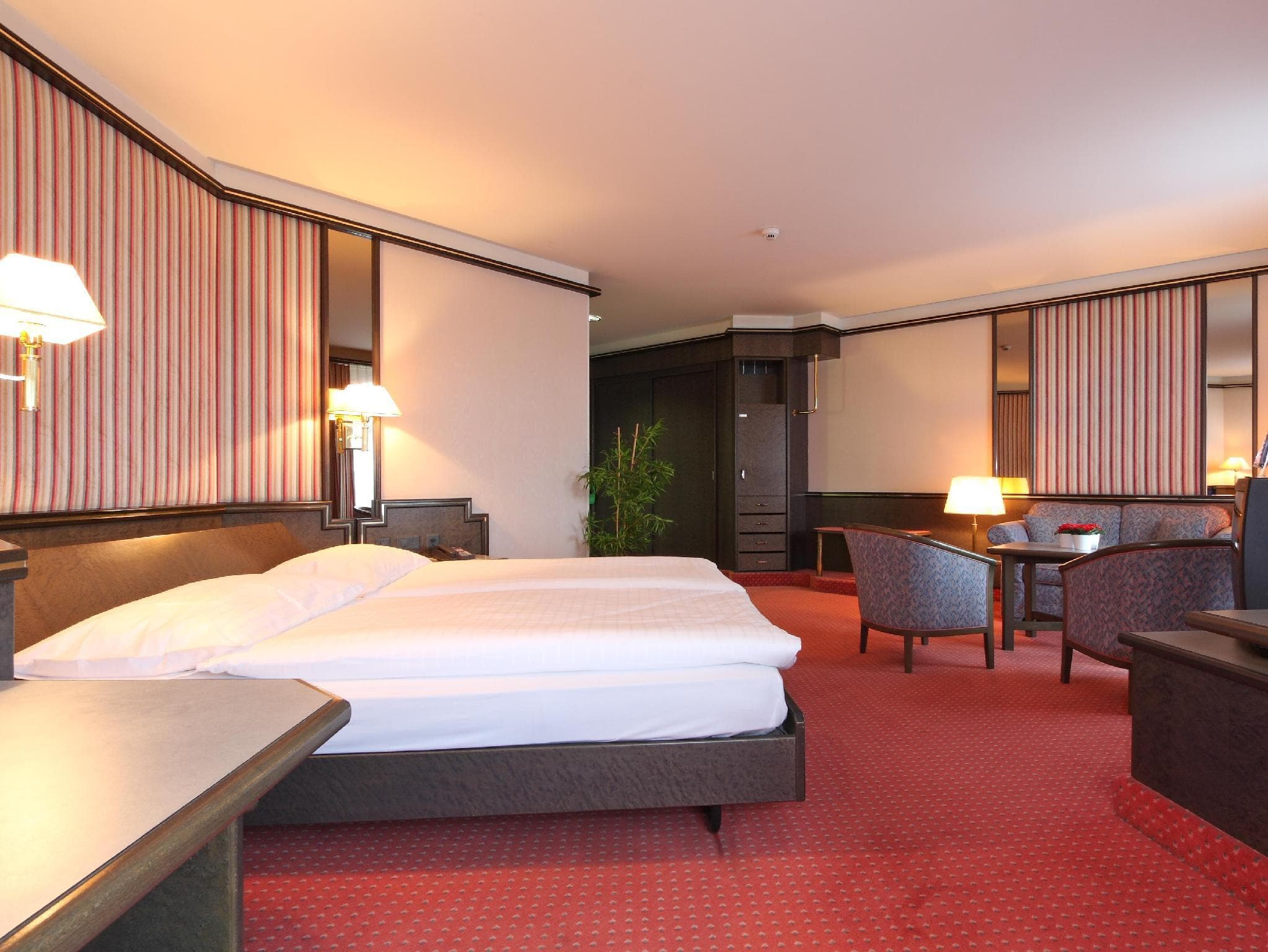 Hotel Monopol Luzern photo 2