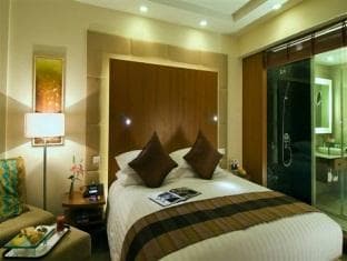 Novotel Mumbai Juhu Beach photo 2
