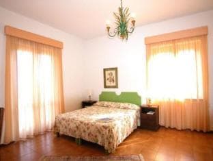 Hotel Villa Sirina photo 3