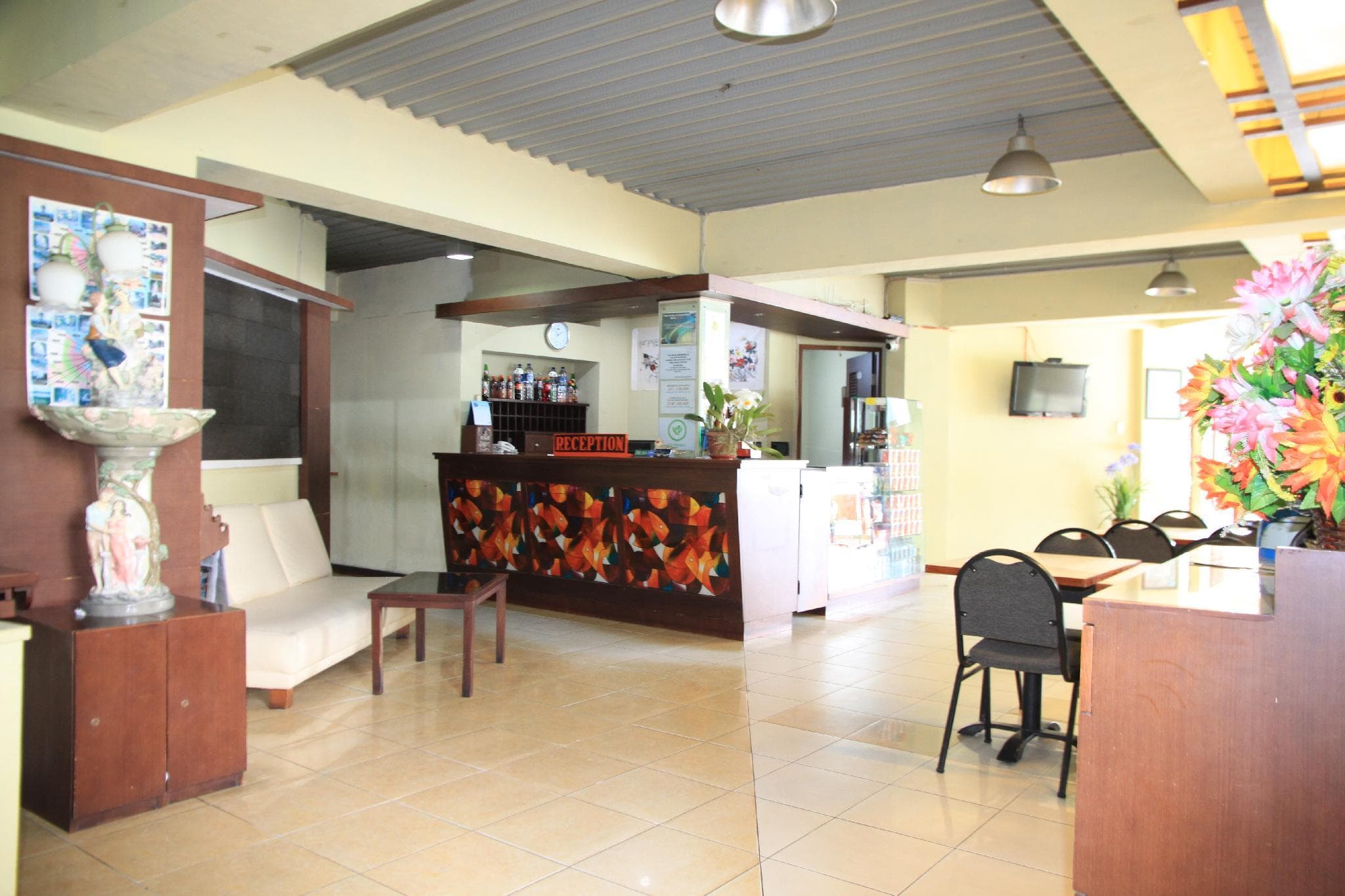 Pandu Lakeside Parapat Hotel photo 5