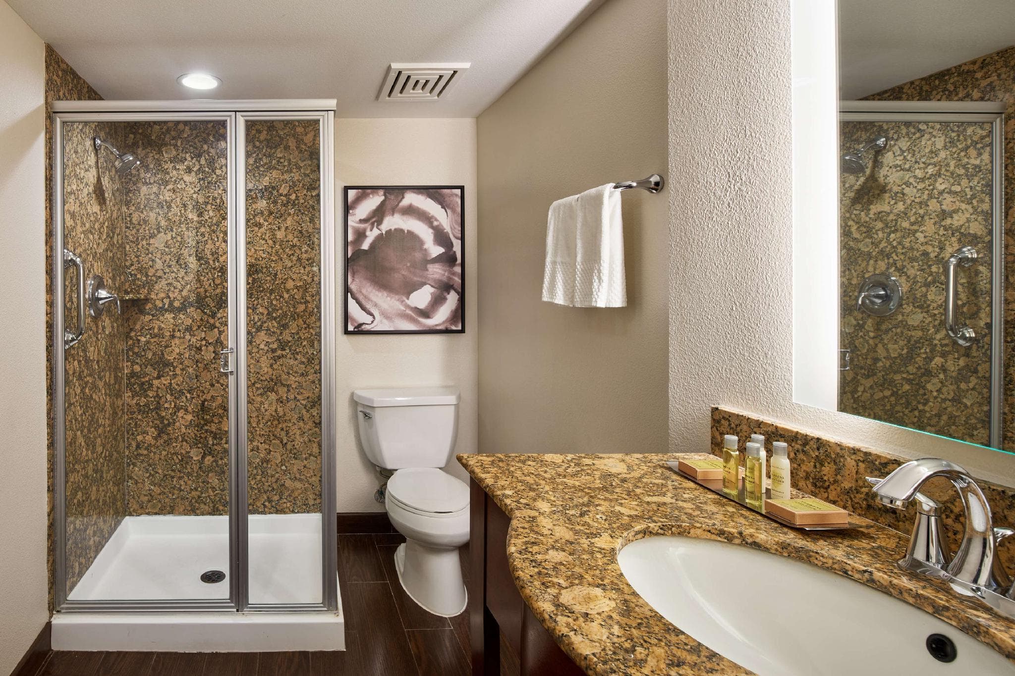 DoubleTree by Hilton Fullerton photo 2