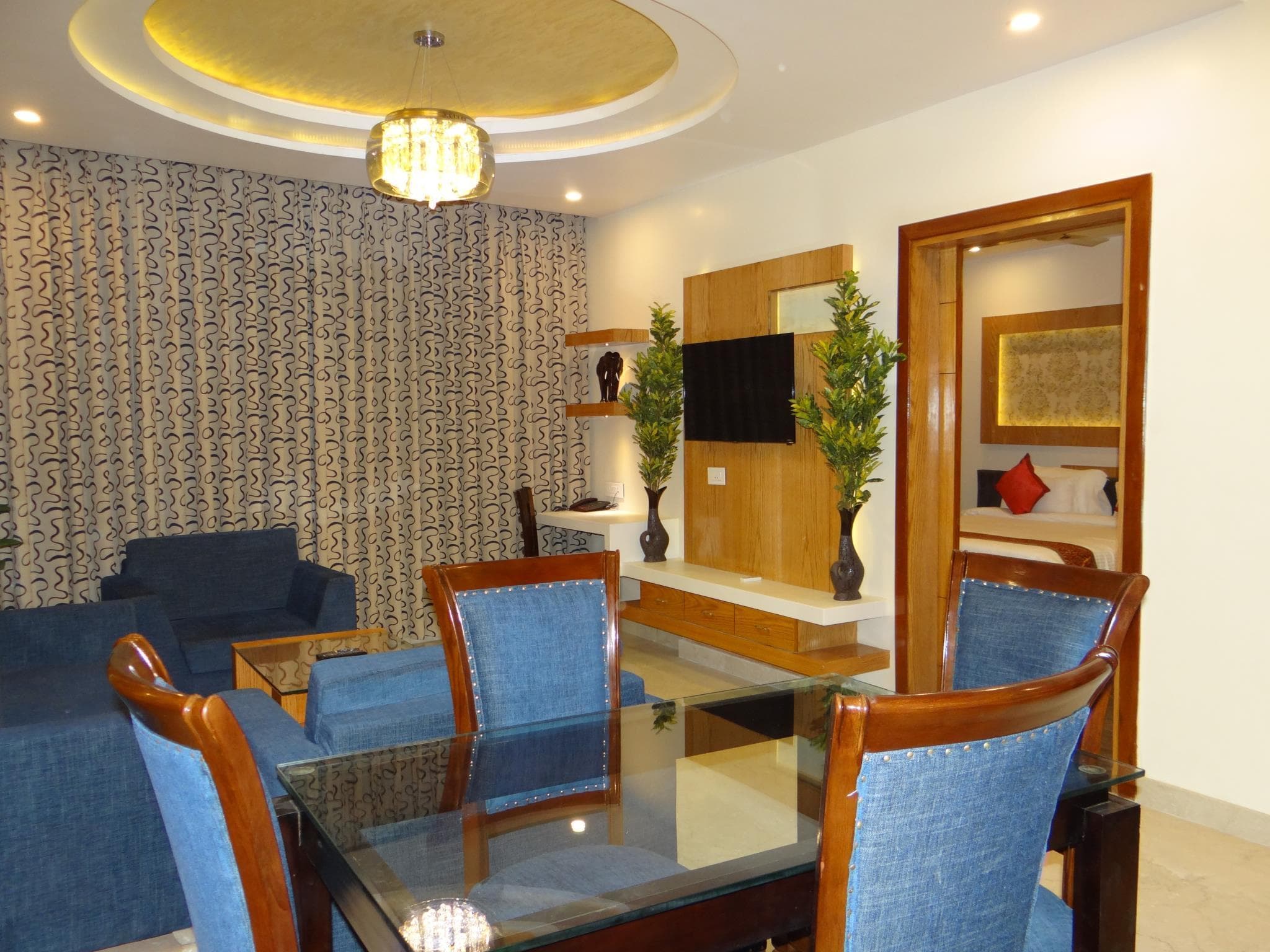 Hotel Tridev photo 2