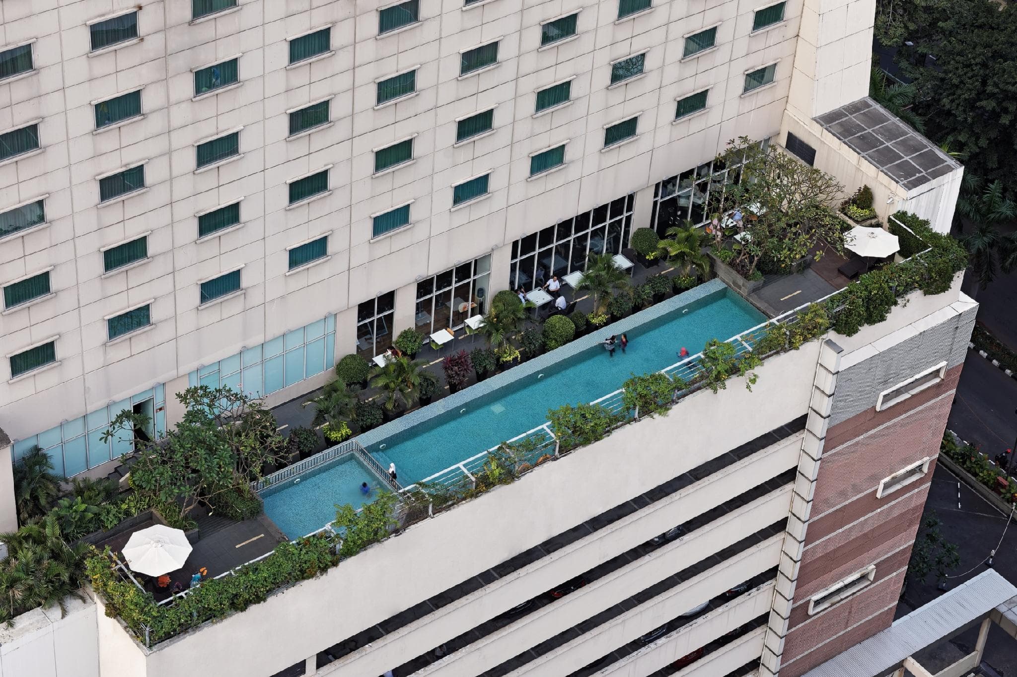 HARRIS Hotel & Conventions Kelapa Gading photo 2