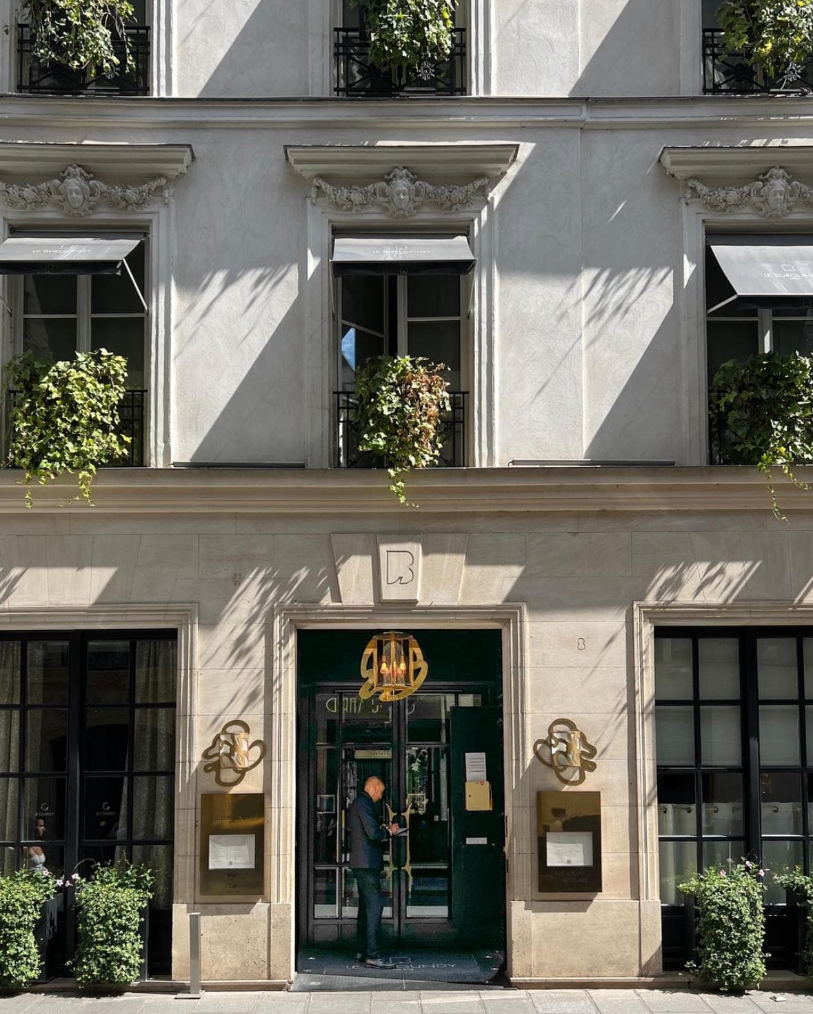 Le Burgundy Paris photo 3