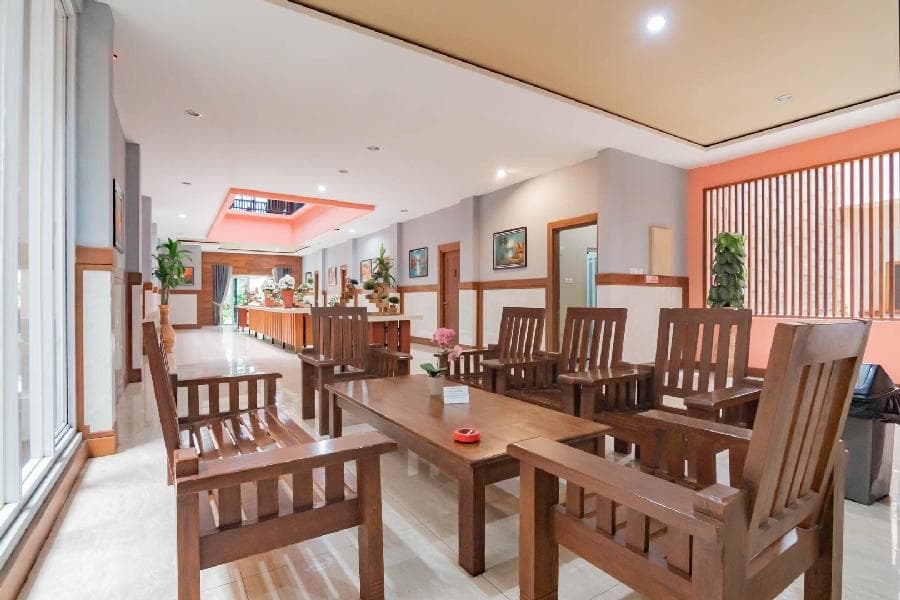 Sans Hotel Budaya Cirebon photo 3
