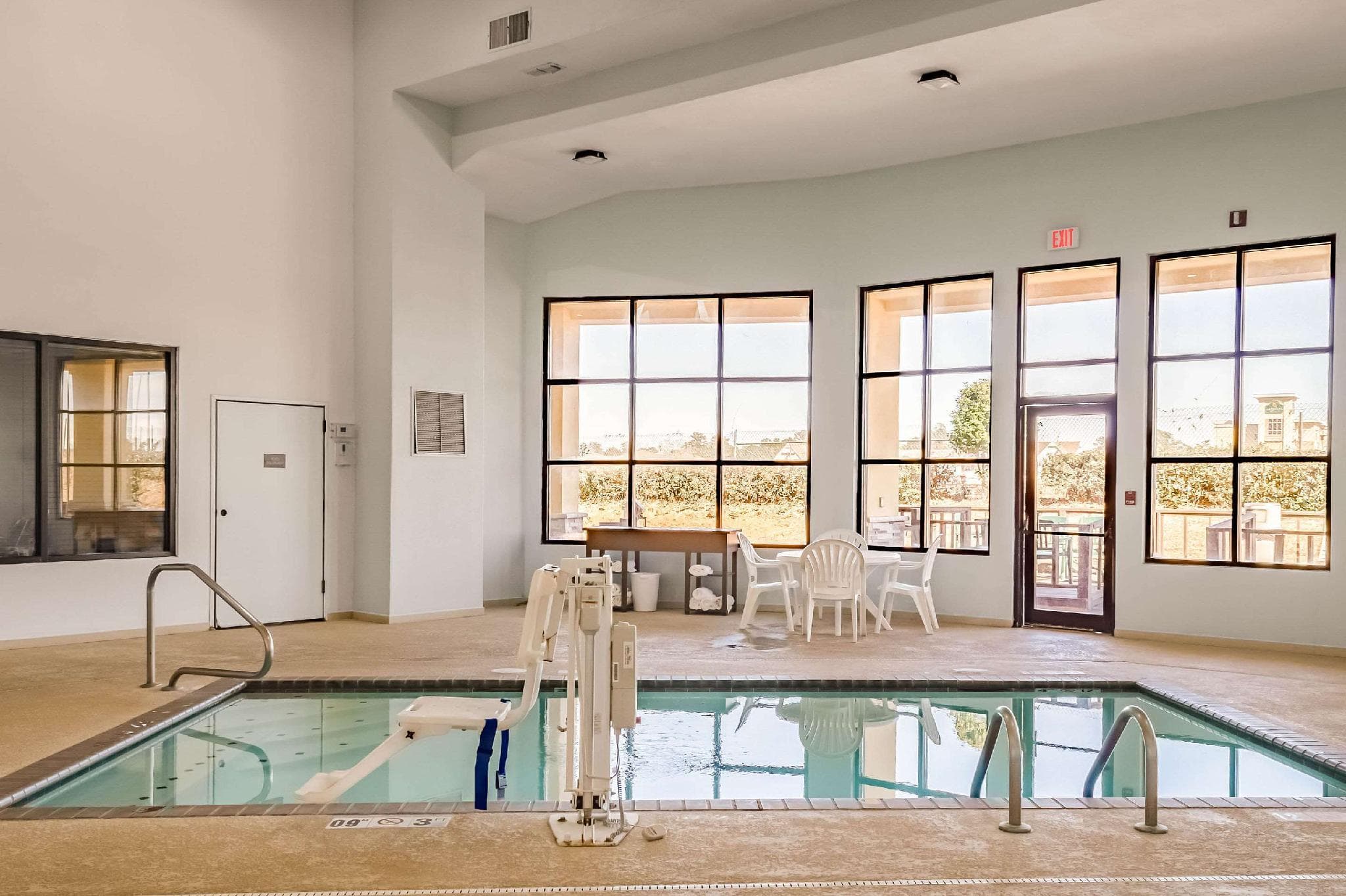 Comfort Suites Hattiesburg near University photo 5