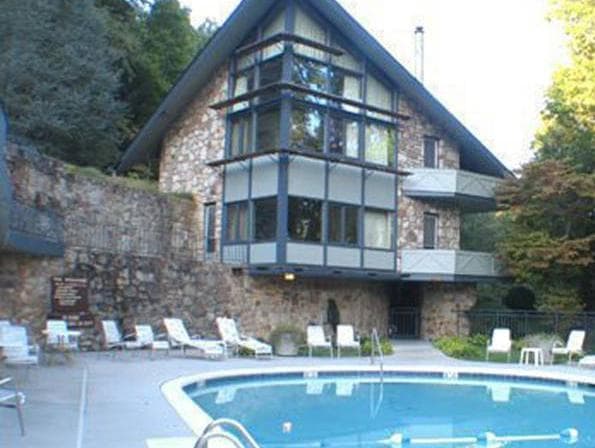 Fabulous Chalet Inn