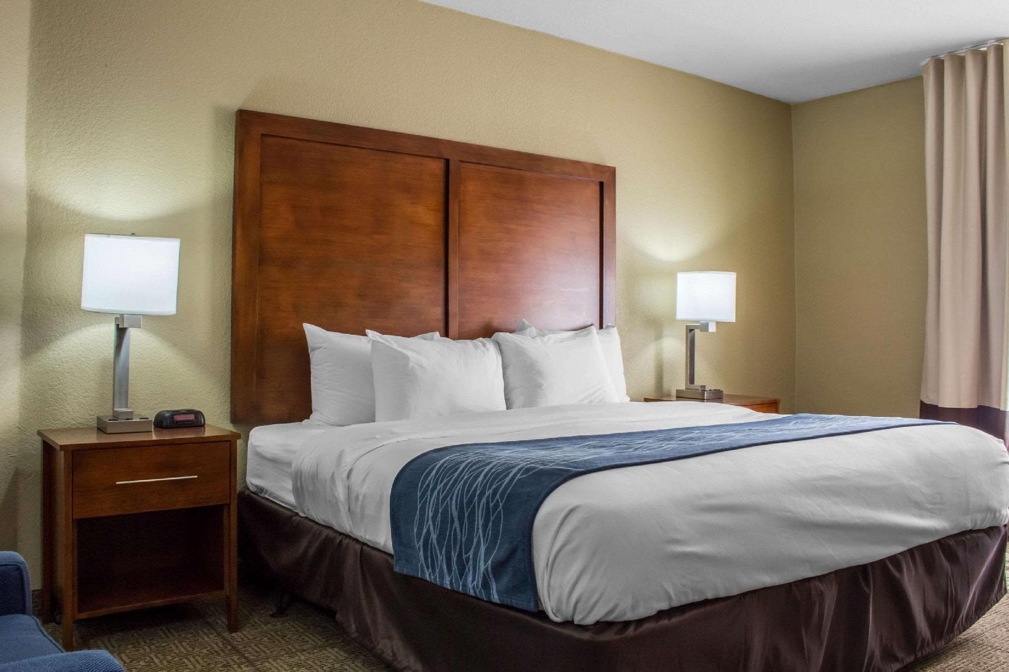Spark by Hilton Glendale Phoenix North photo 2