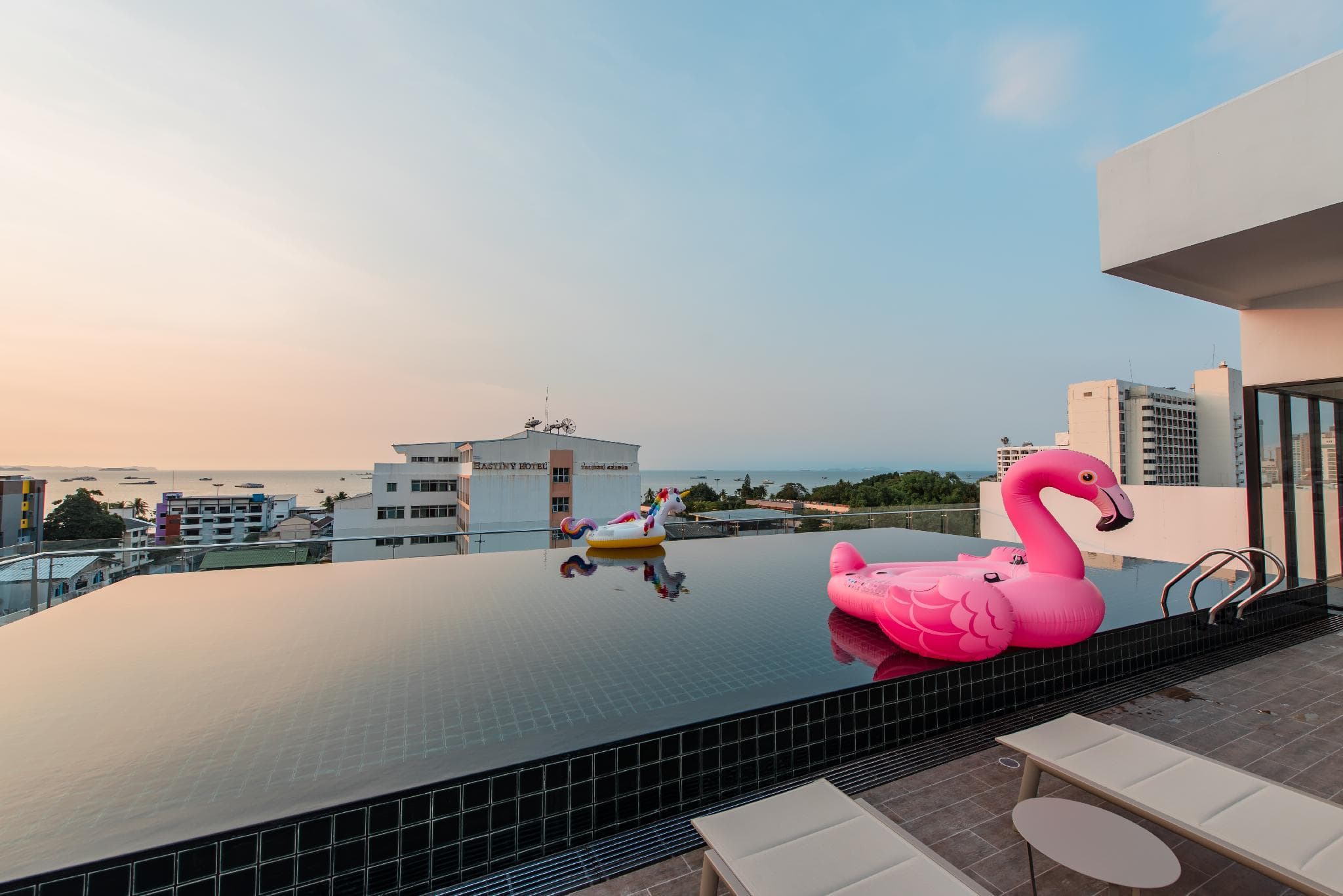 blackwoods Hotel Pattaya photo 5