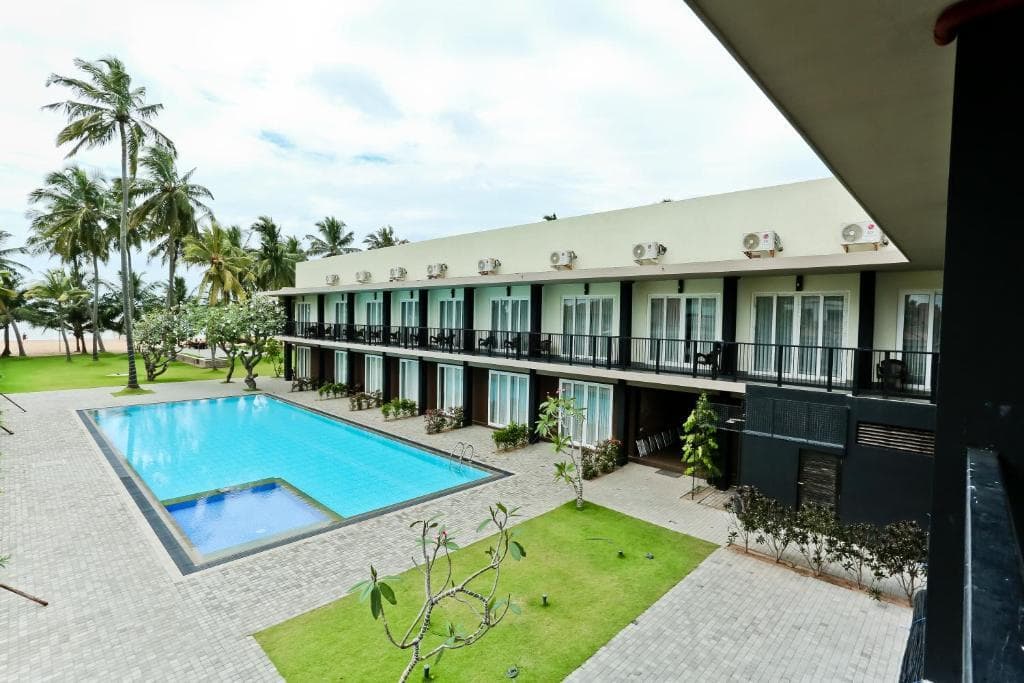 Golden Star Beach Hotel photo 2