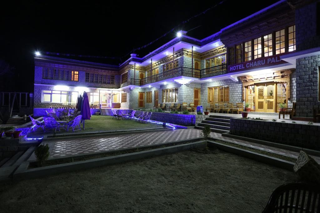 Hotel Charu Palace Leh