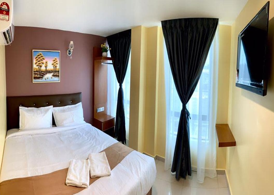 HOTEL SELESA photo 2