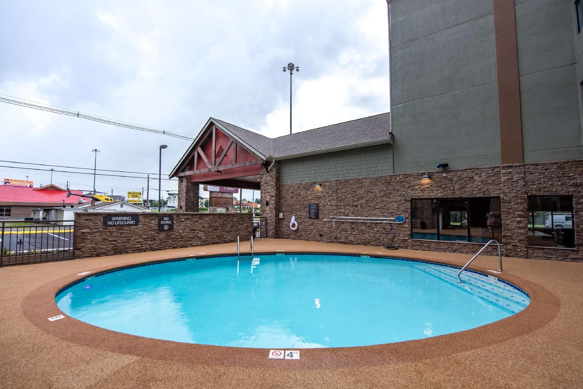 Best Western Plus Apple Valley Lodge Pigeon Forge photo 3