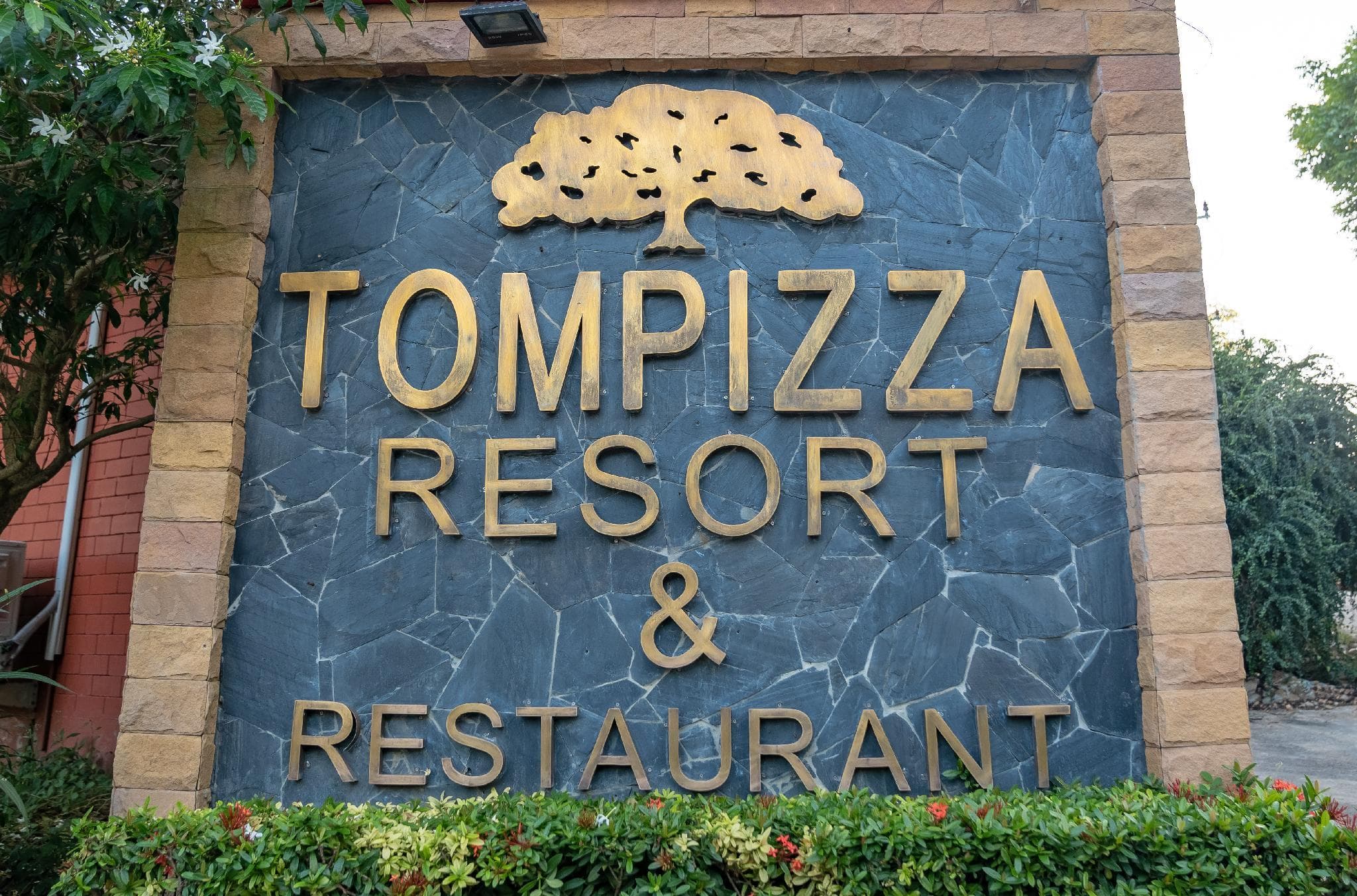 TomPizza Resort