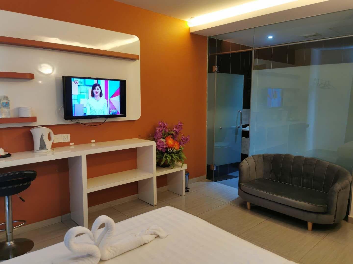 Dolphin Hotel photo 2