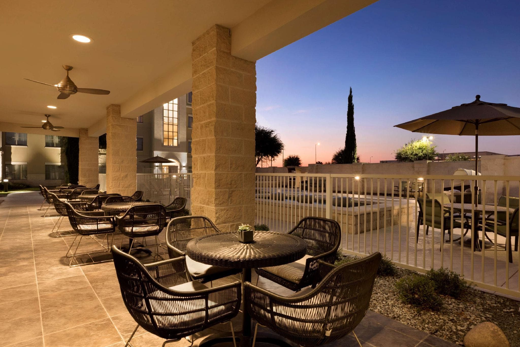 Homewood Suites by Hilton Plano - Richardson photo 3