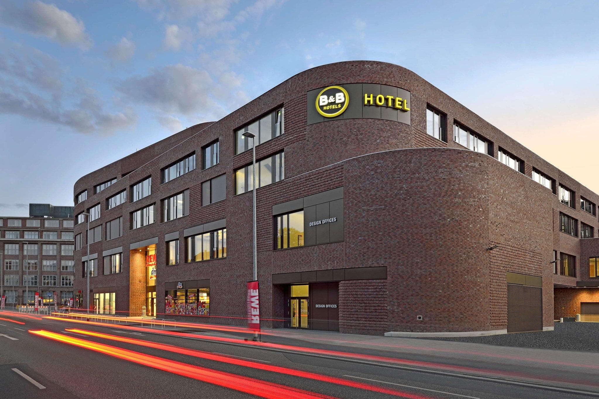 B&B Hotel Hannover-City photo 4