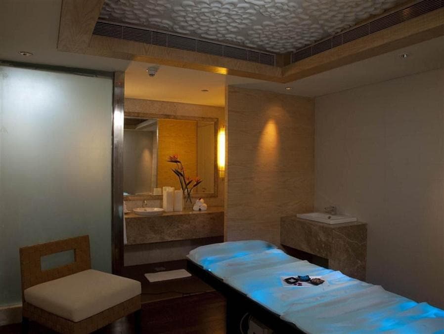 Crowne Plaza New Delhi Okhla By IHG photo 5