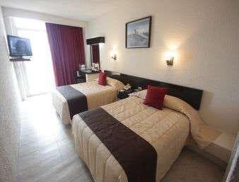 Howard Johnson by Wyndham Veracruz photo 2