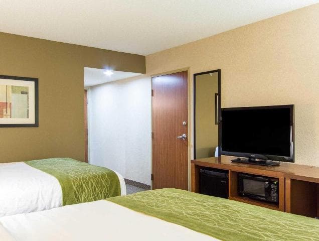 Comfort Inn & Suites Charleston Airport Convention Center photo 3