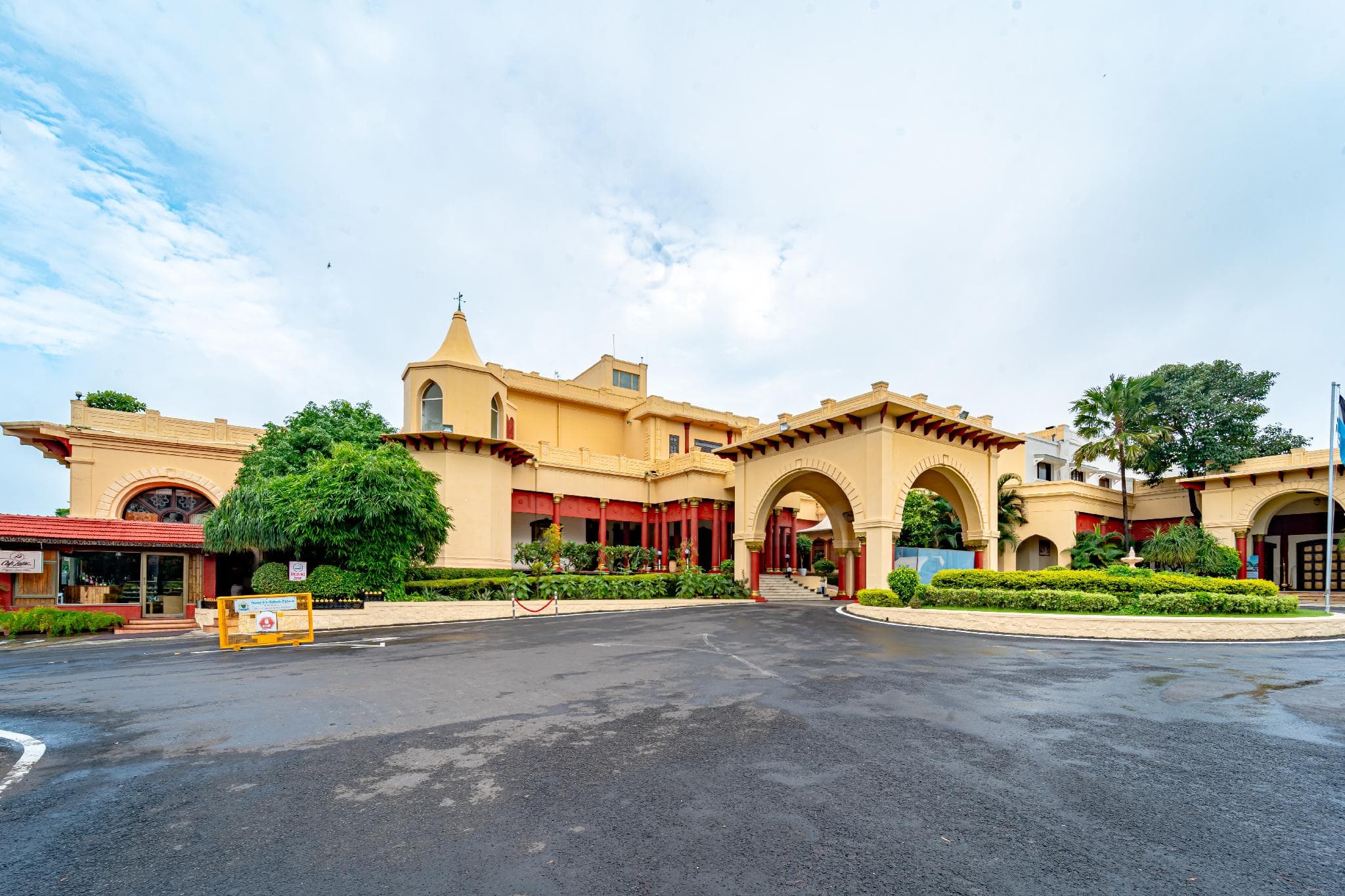 Noor Us Sabah Palace photo 4