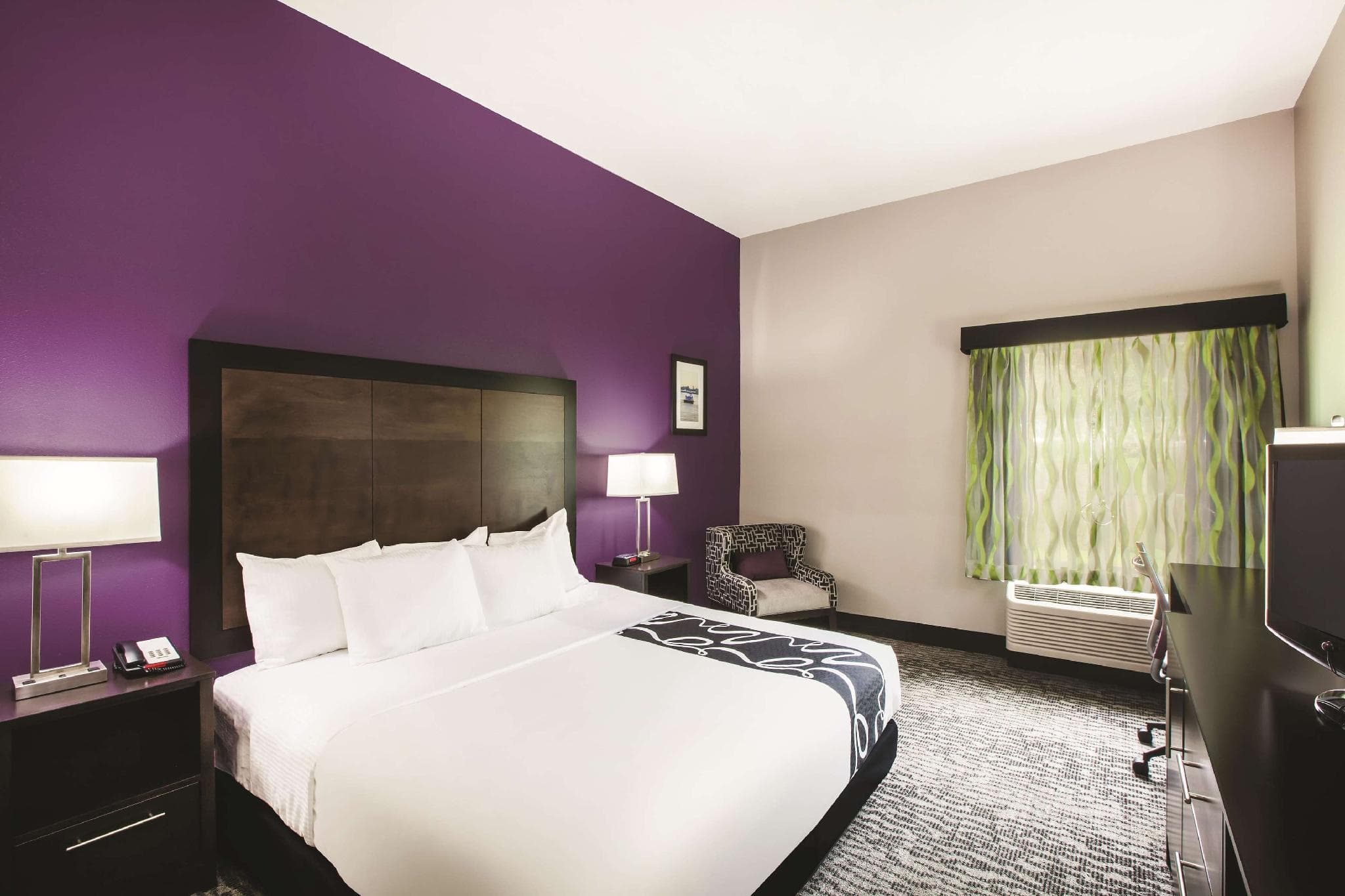 La Quinta Inn & Suites by Wyndham Baton Rouge Denham Springs photo 2