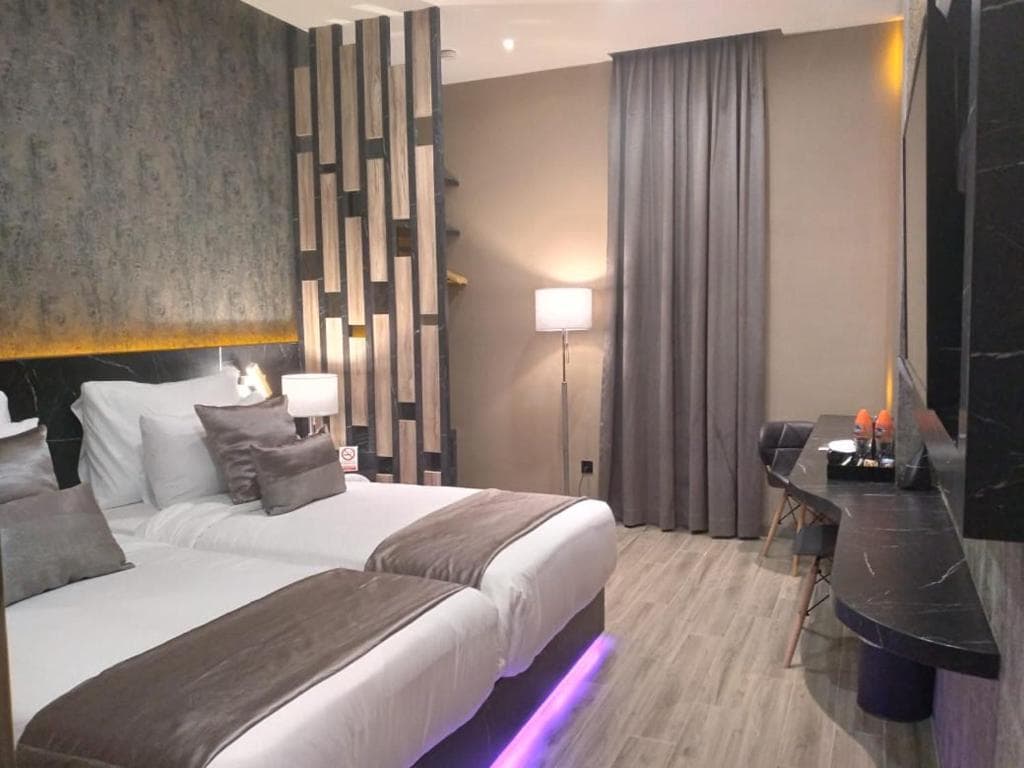 De Paris Hotel photo 2