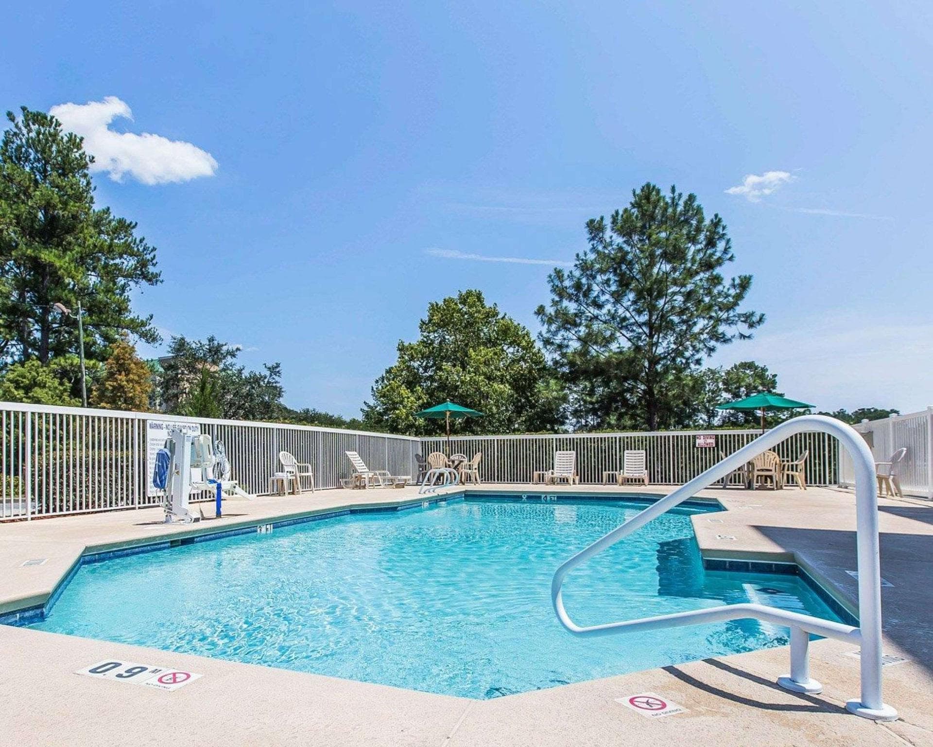 Comfort Suites Valdosta Mall Area photo 5