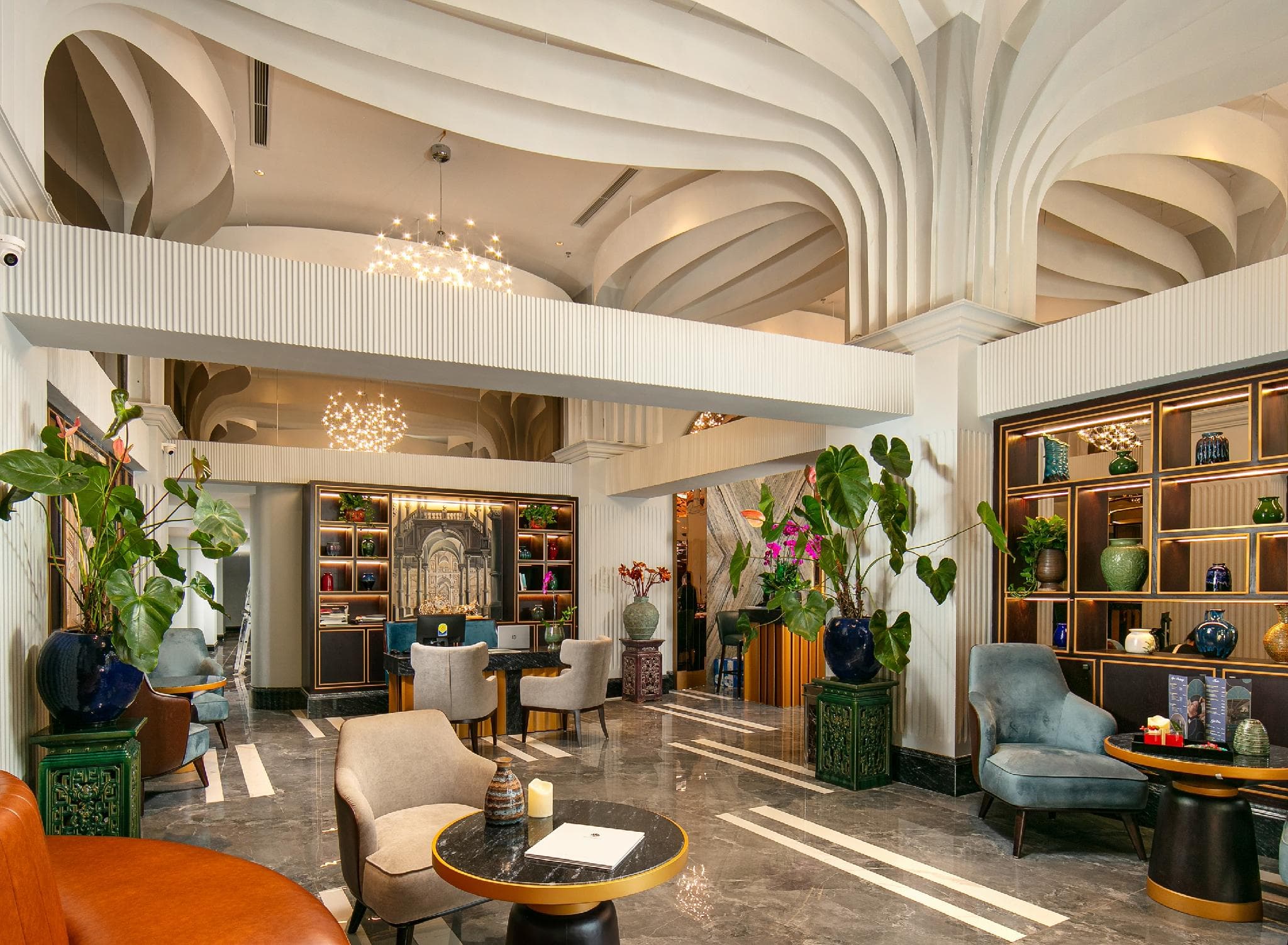 May De Ville Lakeside Hotel photo 5