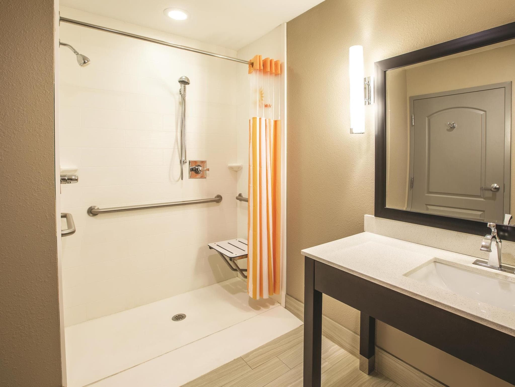 La Quinta Inn & Suites by Wyndham Hattiesburg - I-59