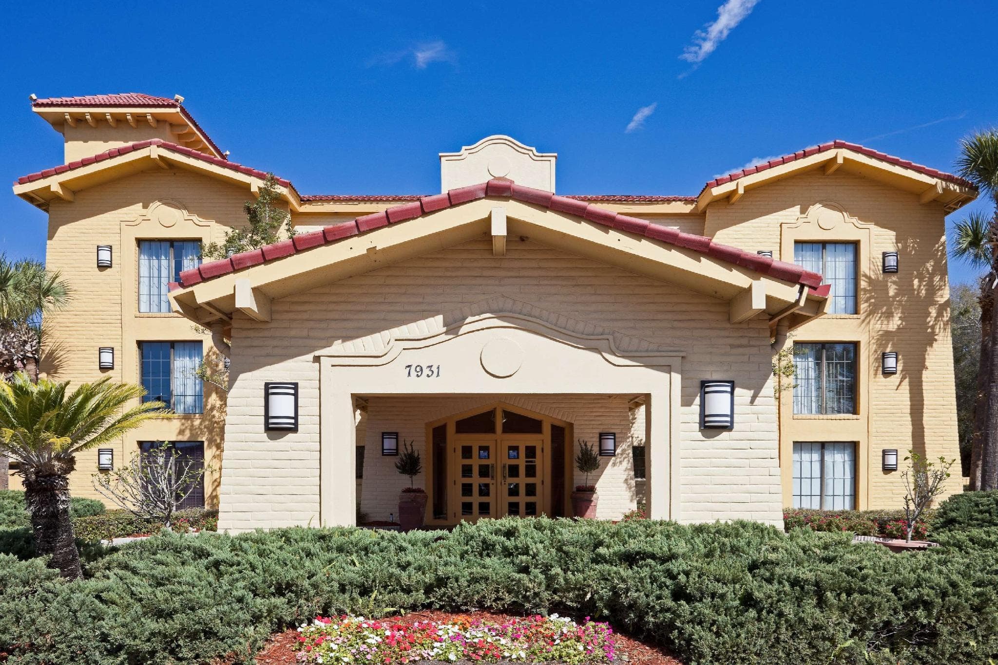 La Quinta Inn by Wyndham Orlando Airport West photo 3