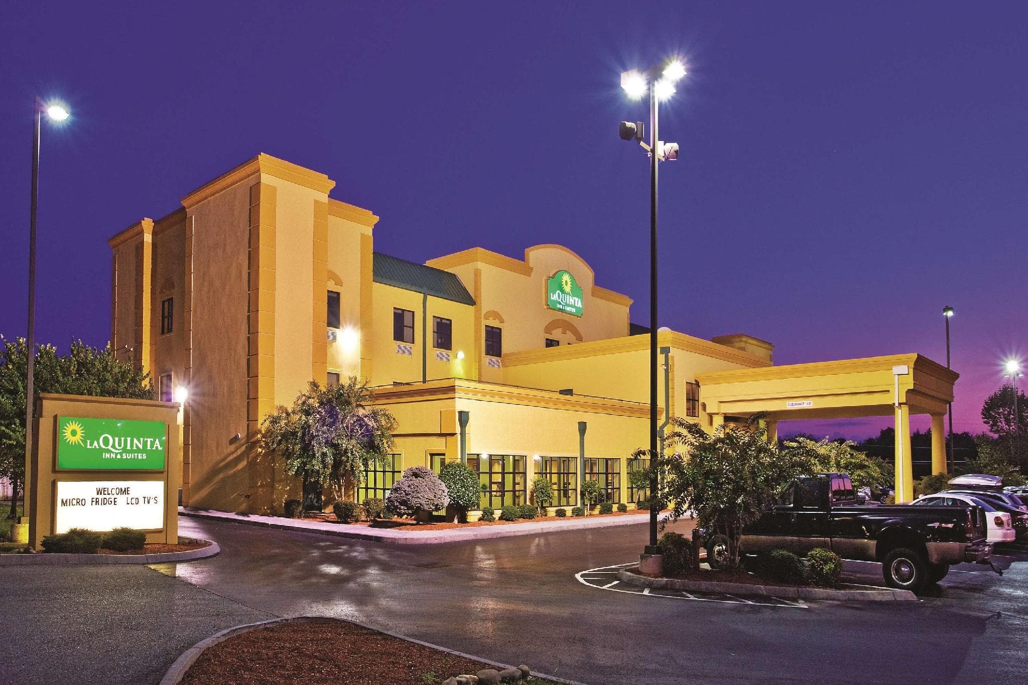 La Quinta Inn & Suites by Wyndham Knoxville East