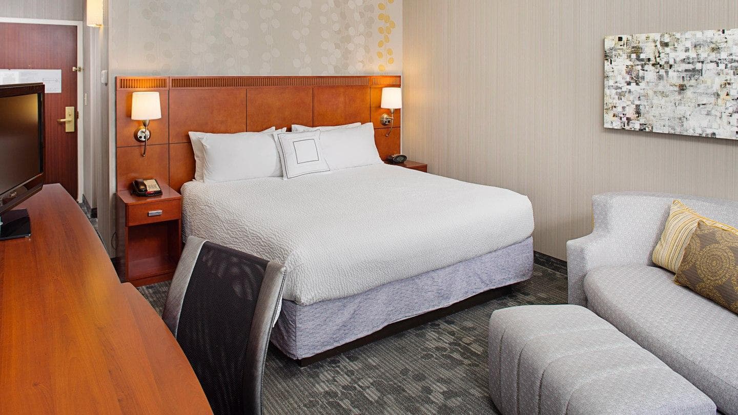Courtyard by Marriott Durham Near Duke University/Downtown photo 2