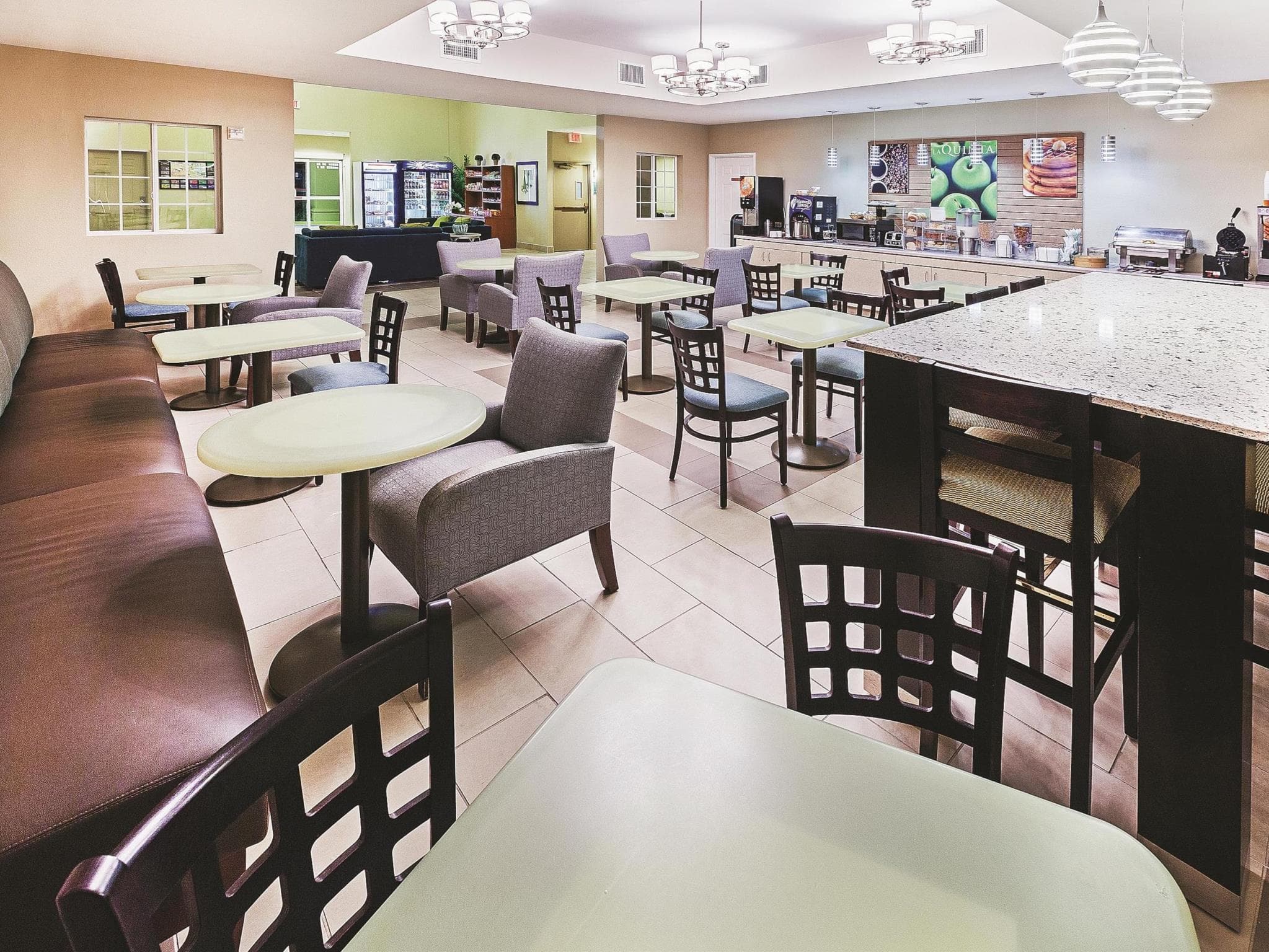 La Quinta Inn & Suites by Wyndham Corpus Christi Northwest