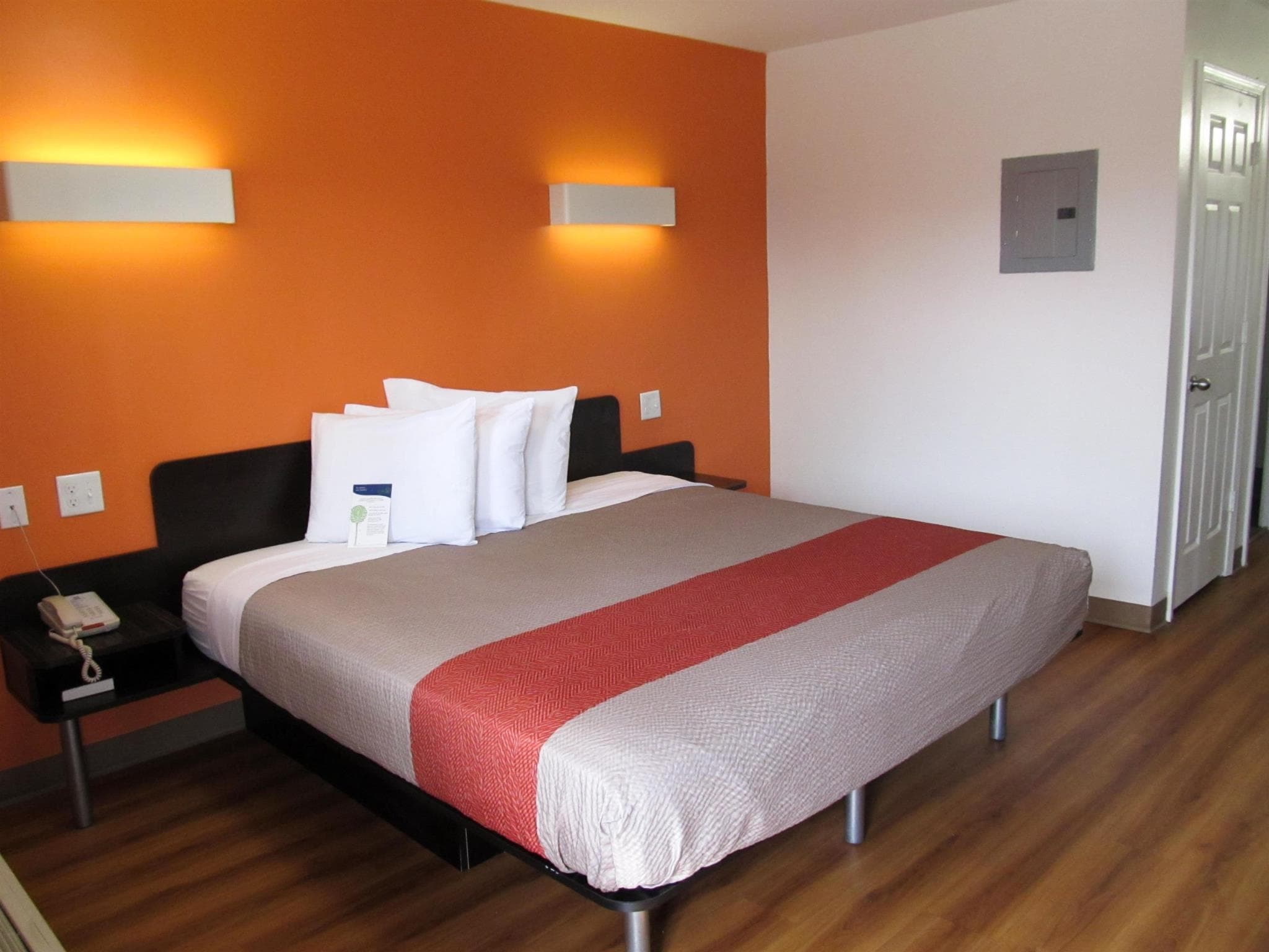 Motel 6 Greenville, SC photo 2
