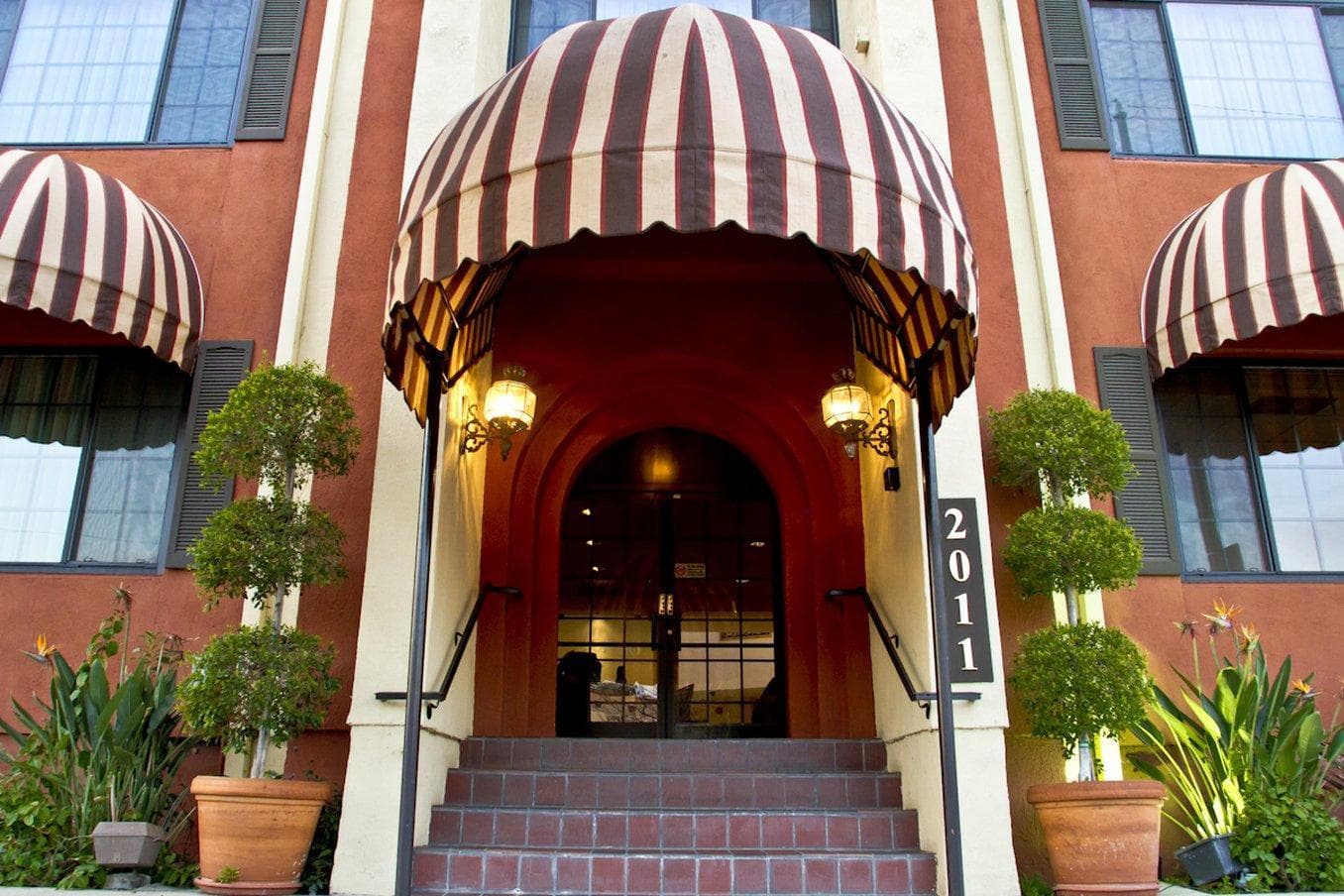 Coast Burbank Hotel photo 5