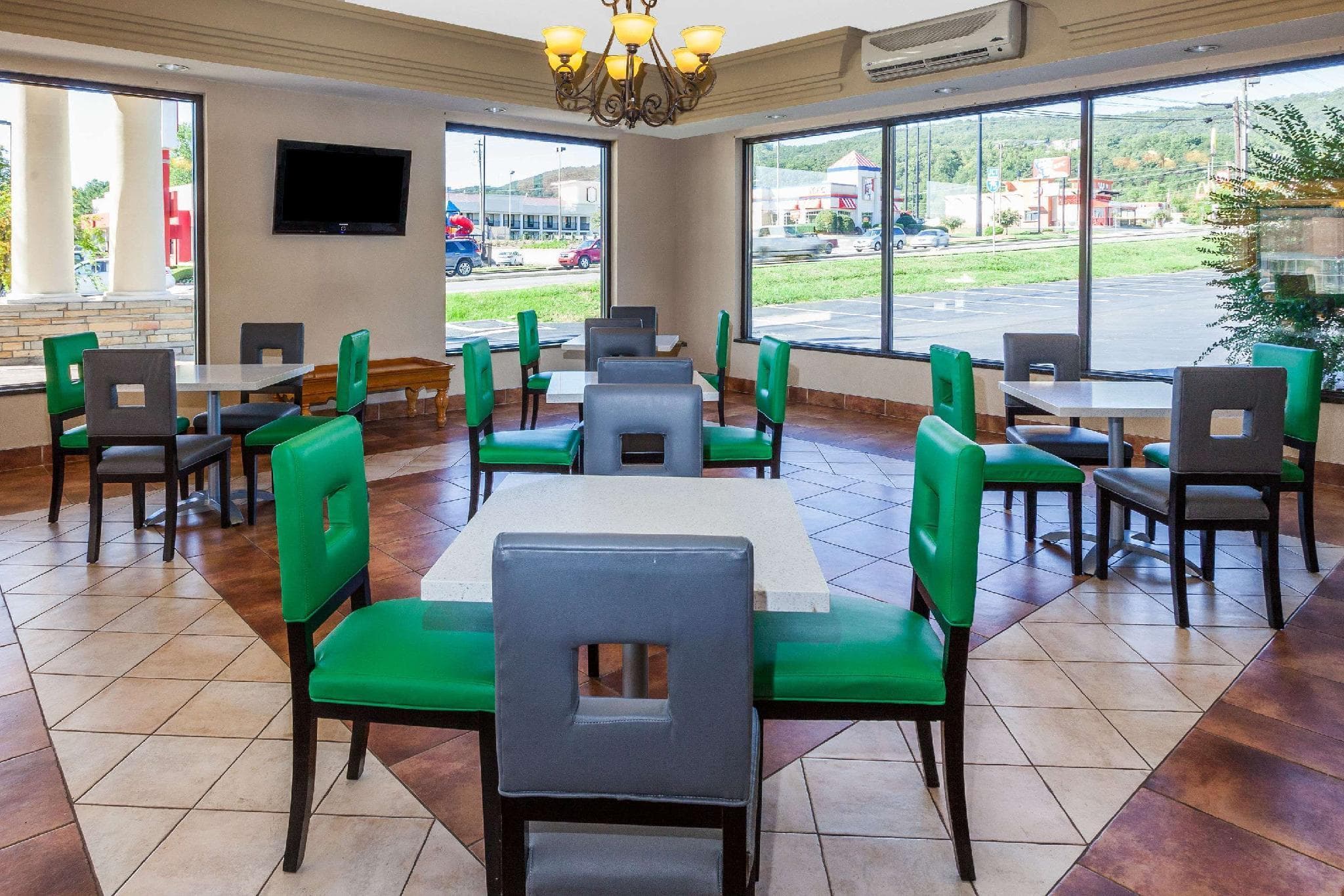 Days Inn by Wyndham Dalton photo 5